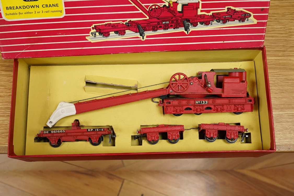 A collection of Hornby Dublo railway for 3-rail running, including three boxed locomotives; an LNER class A4 4-6-2 tender locomotive, Sir Nigel Gresley 7 (EDL1), a BR Duchess of Montrose 46232 (EDL12), and a BR class N2